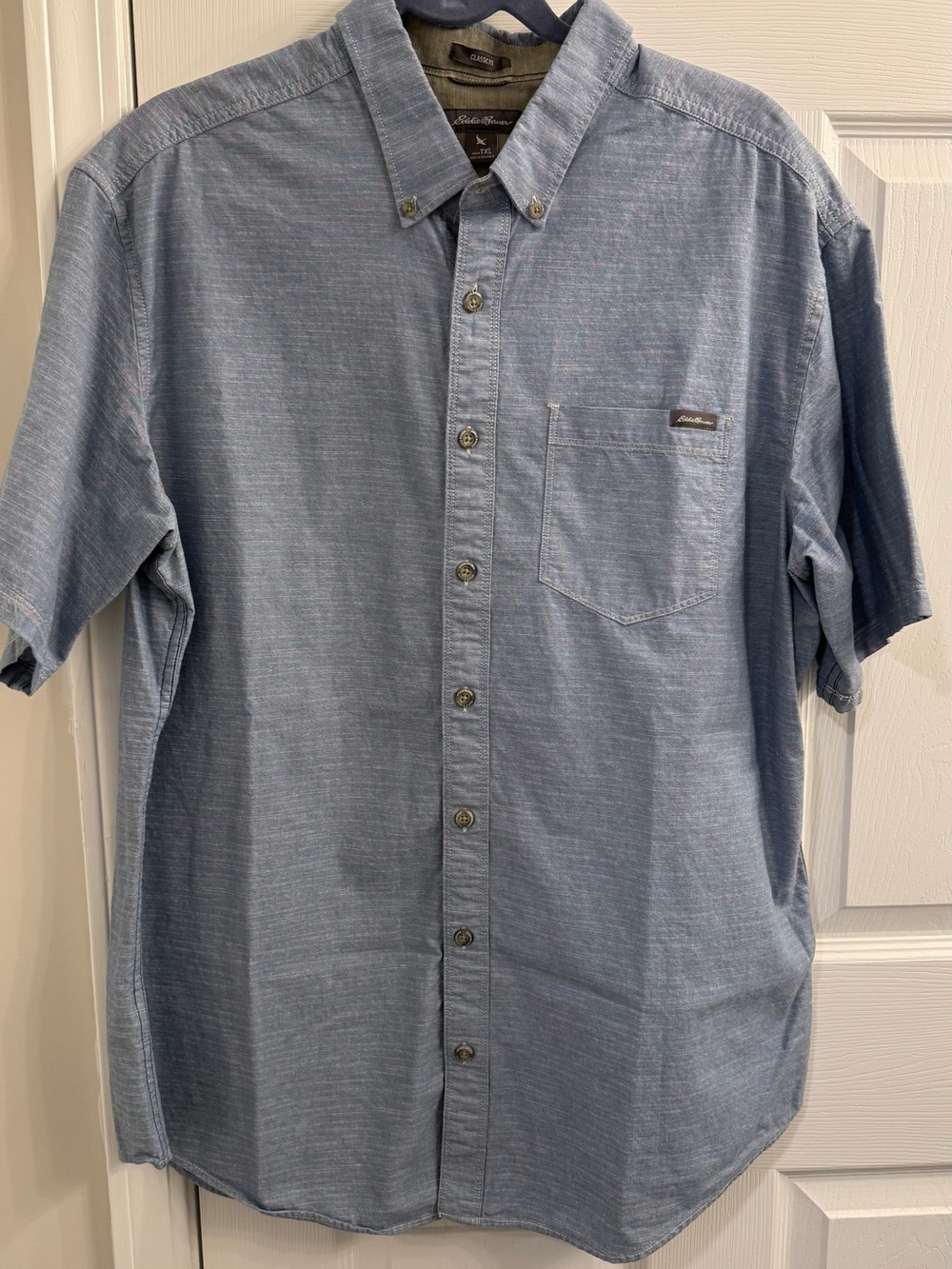 Eddie Bauer Men's Light Blue Short Sleeve Button-Down Shirt TXL